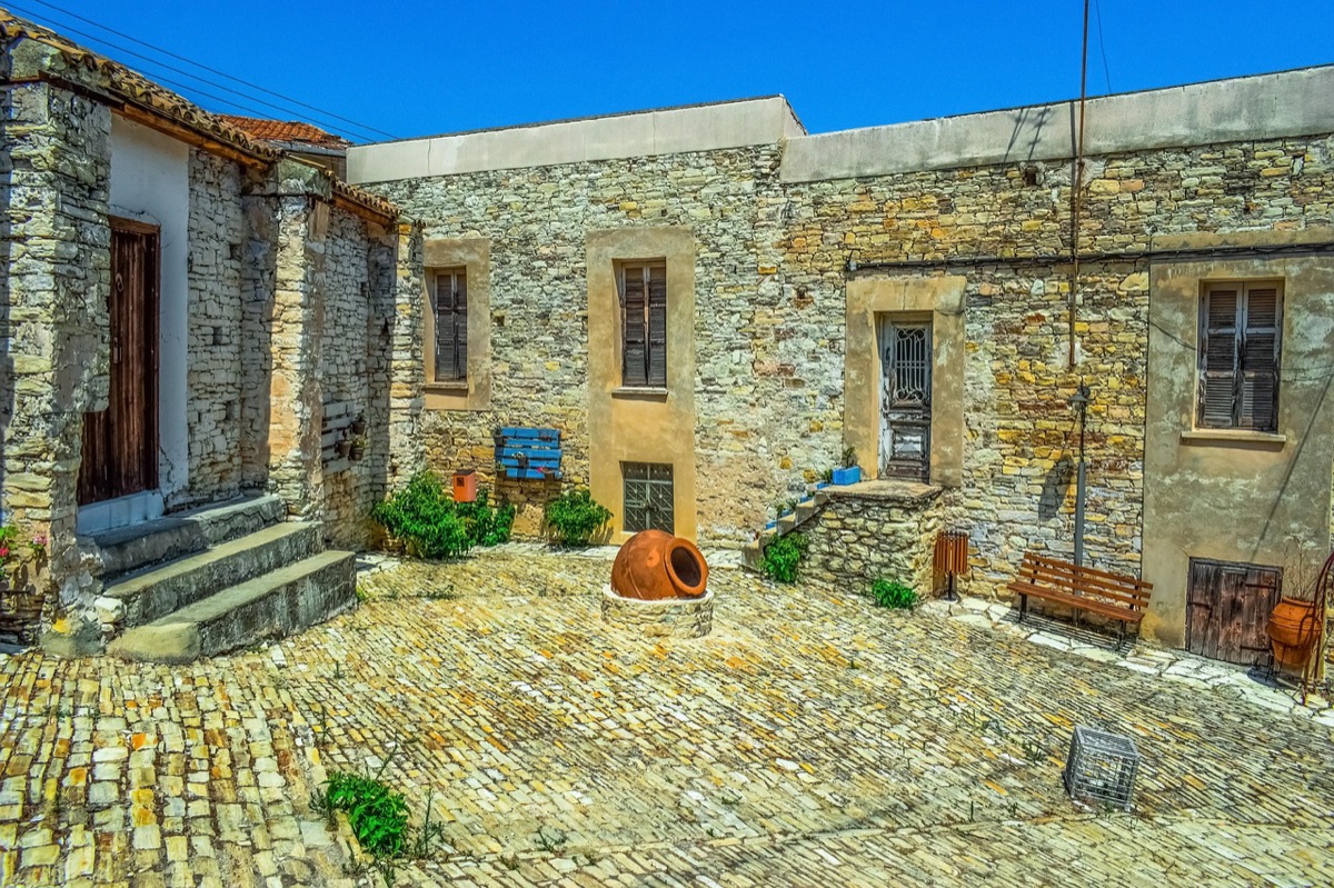 Rua de Taipa, casa de madeira