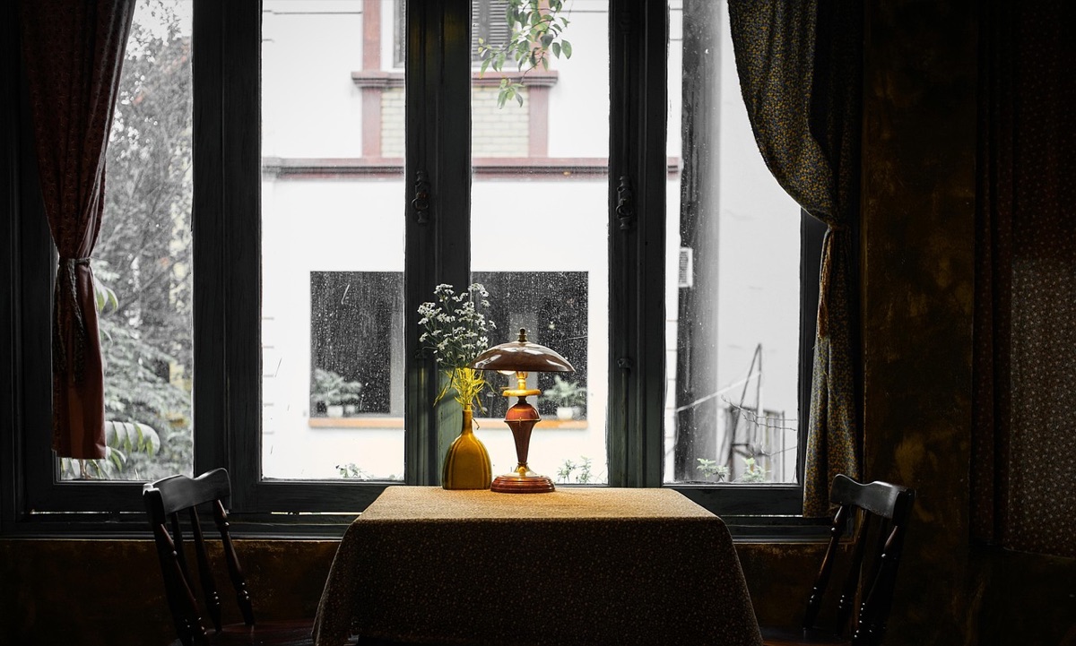 Macau's blend of Portuguese and local culture in a restaurant