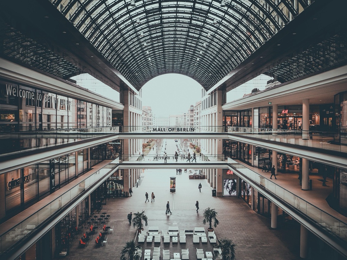 Macau shopping mall with tourists