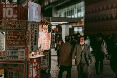 Macau Shopping Routes: Peninsula vs. Cotai Luxury Guide